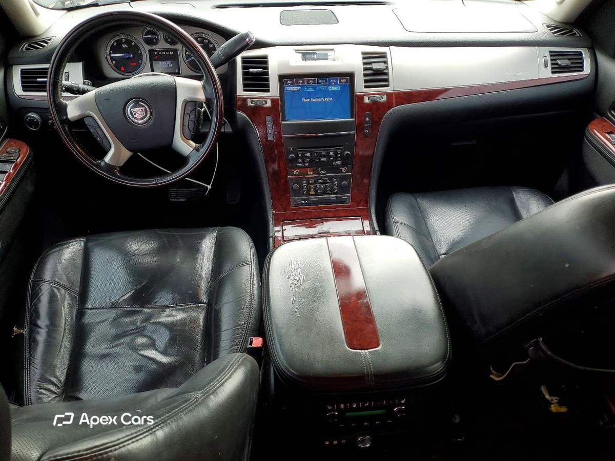 Cadillac Escalade 2011