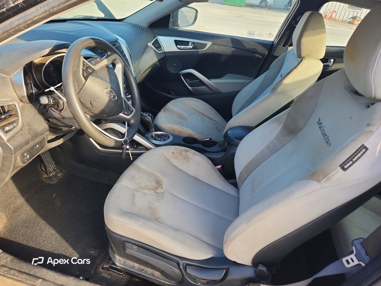 Hyundai Veloster 2012