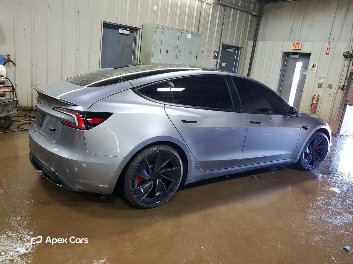 Tesla Model 3 2026