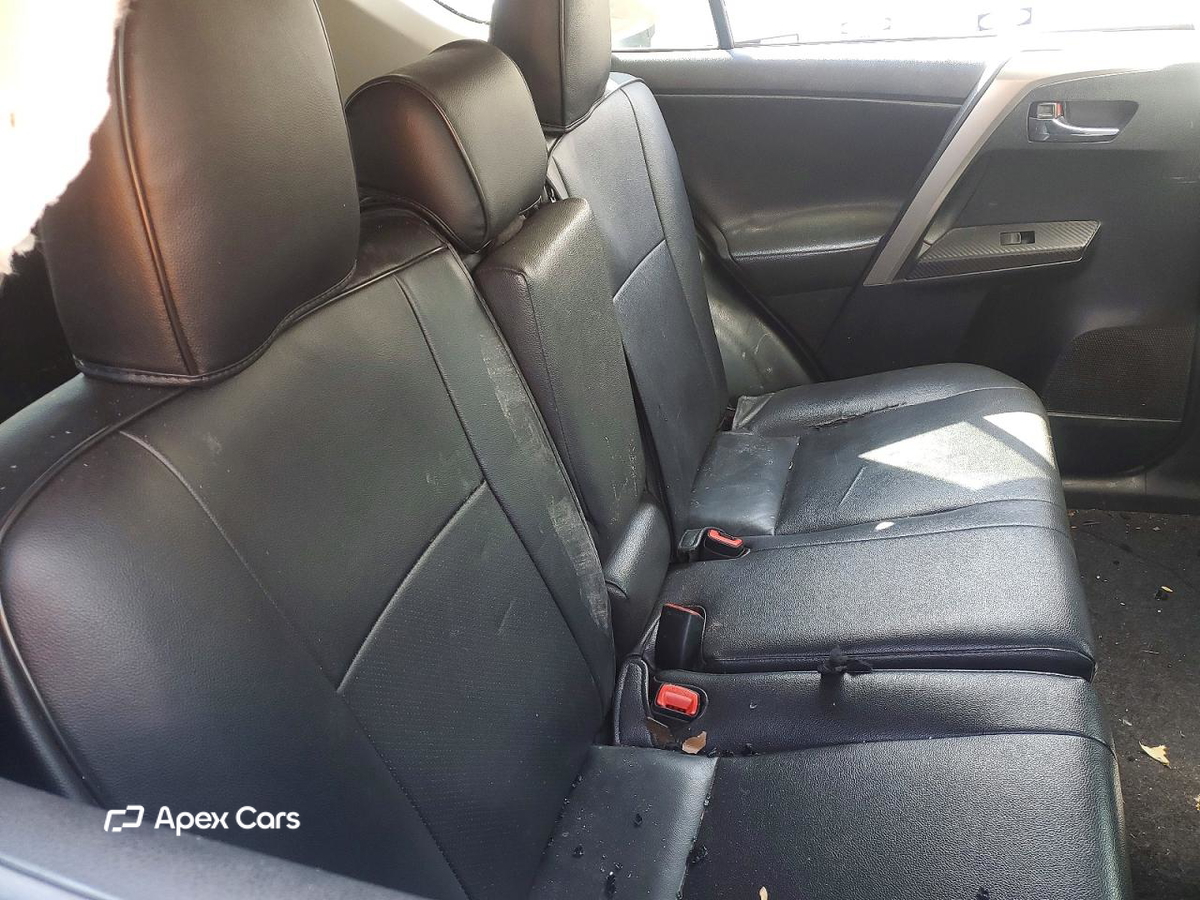 Toyota RAV 4 2015