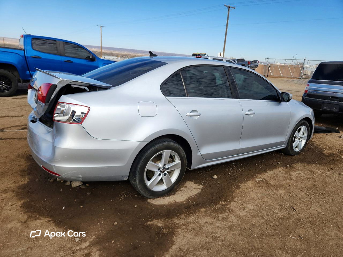 Volkswagen Jetta 2012