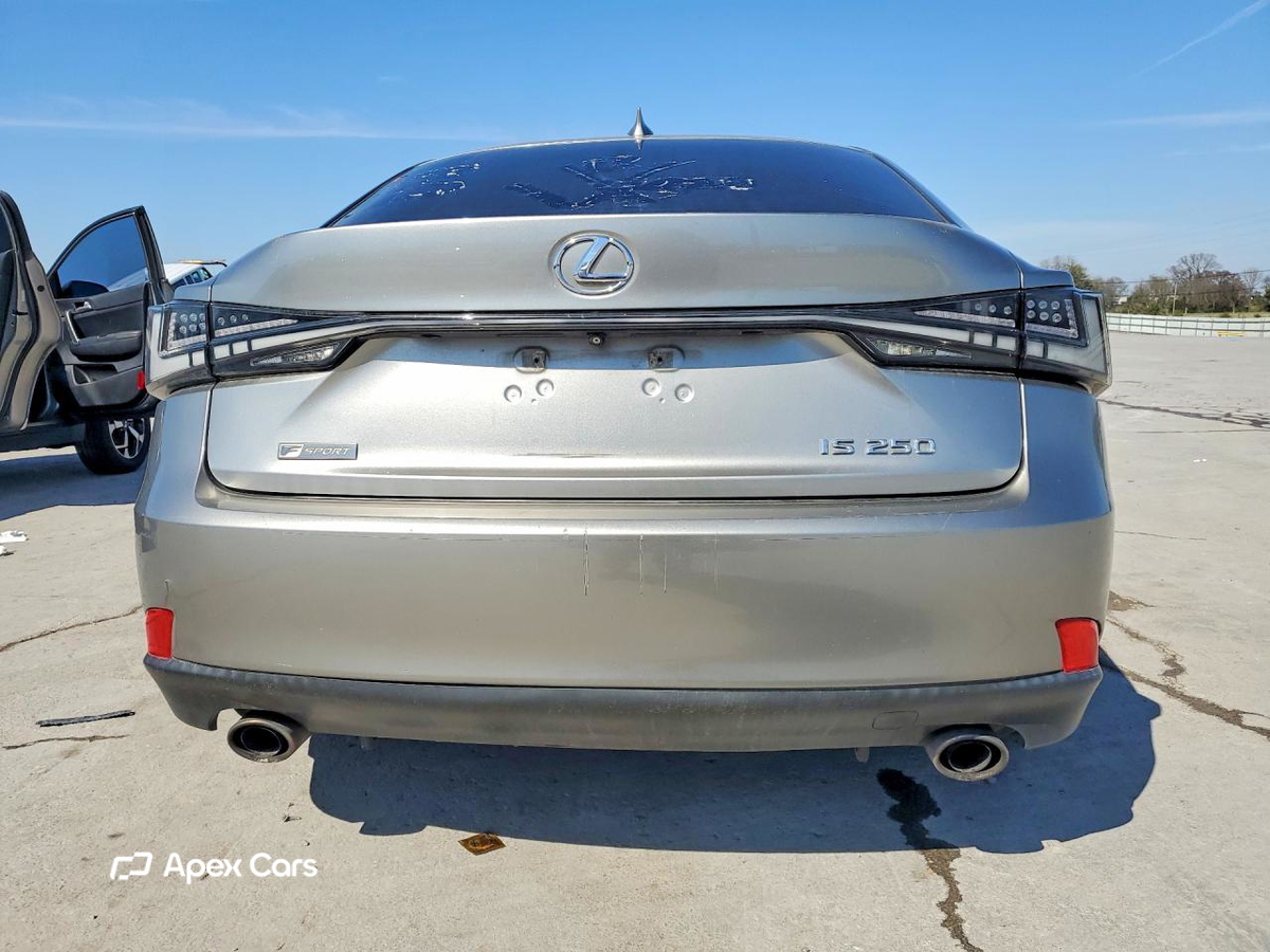 Lexus IS 2015