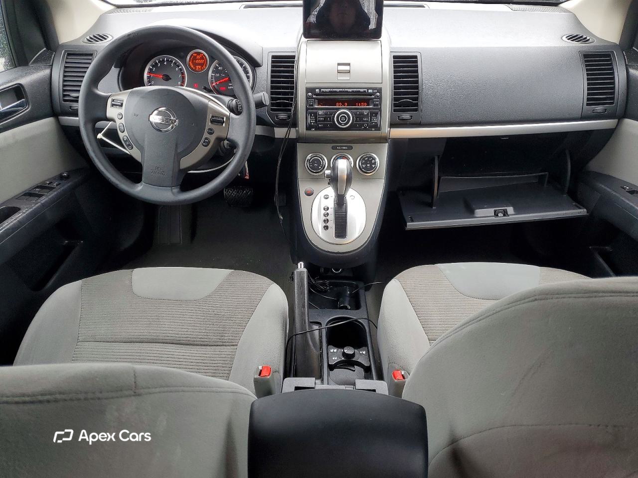 Nissan Sentra 2012