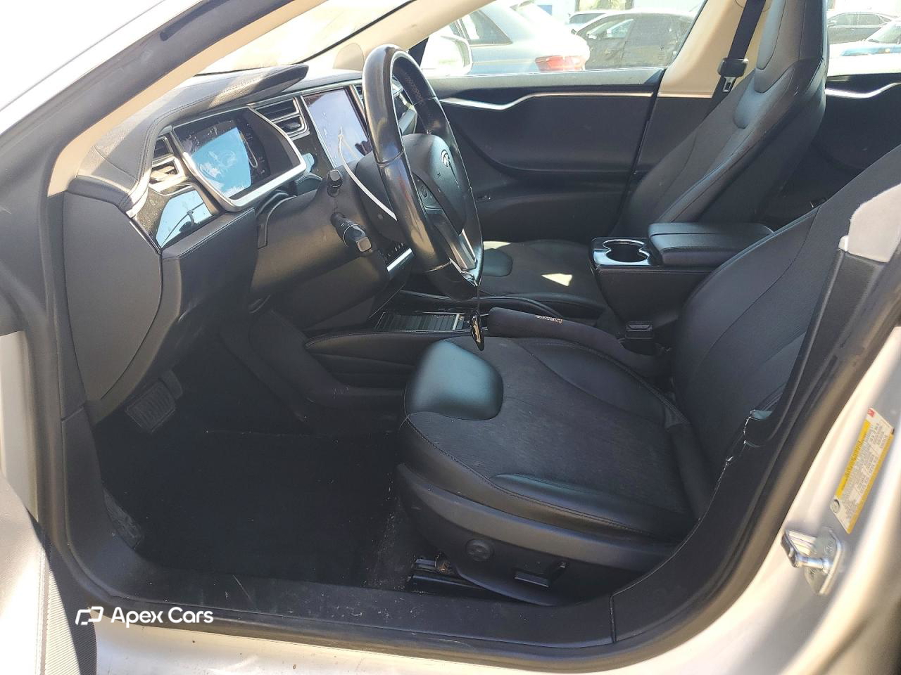 Tesla Model S 2013