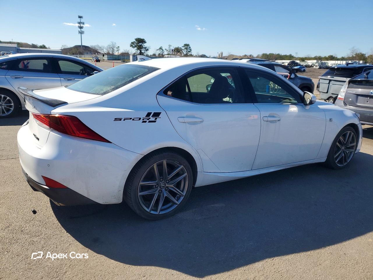 Lexus IS 2019