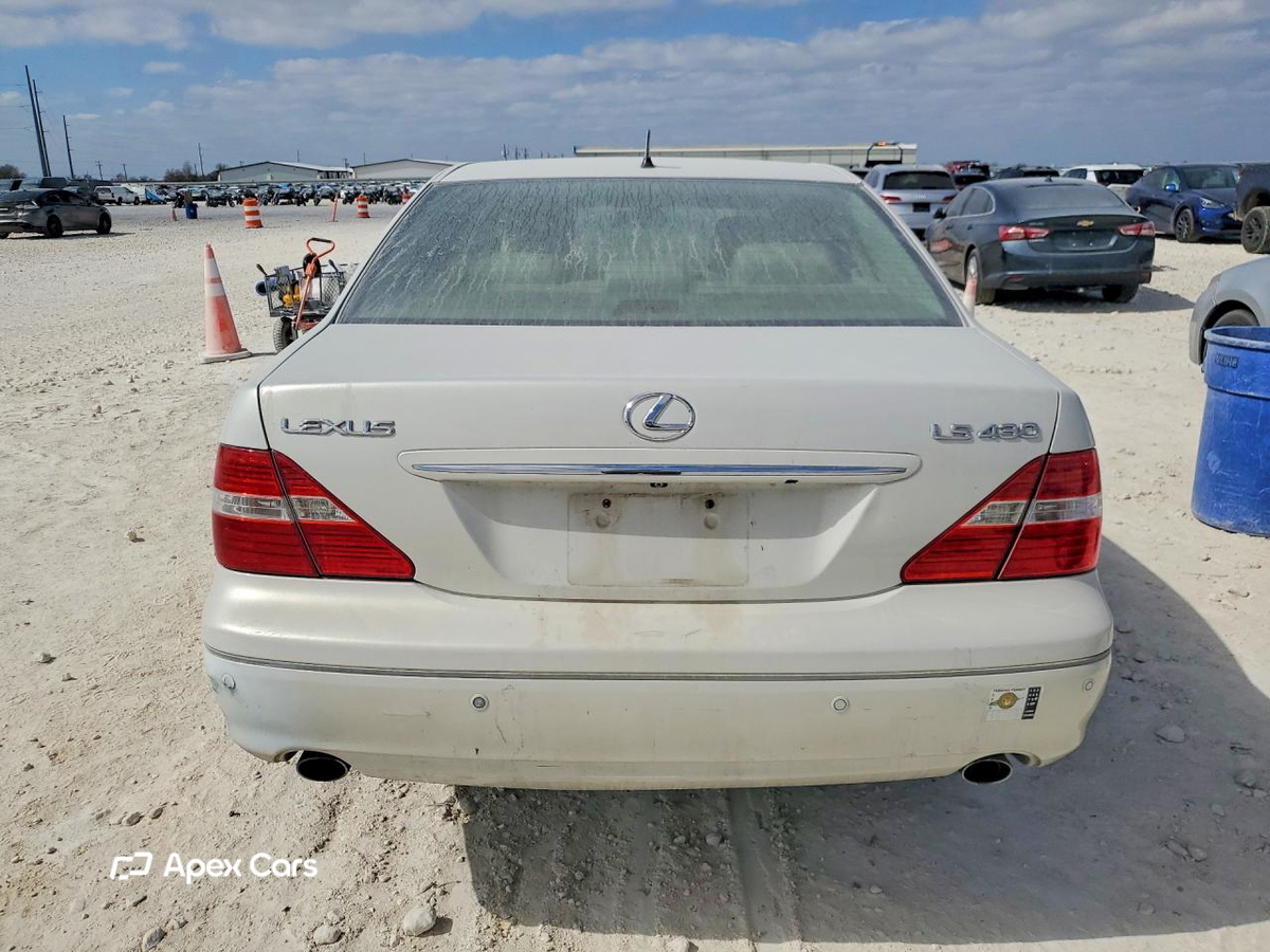 Lexus LS 2004