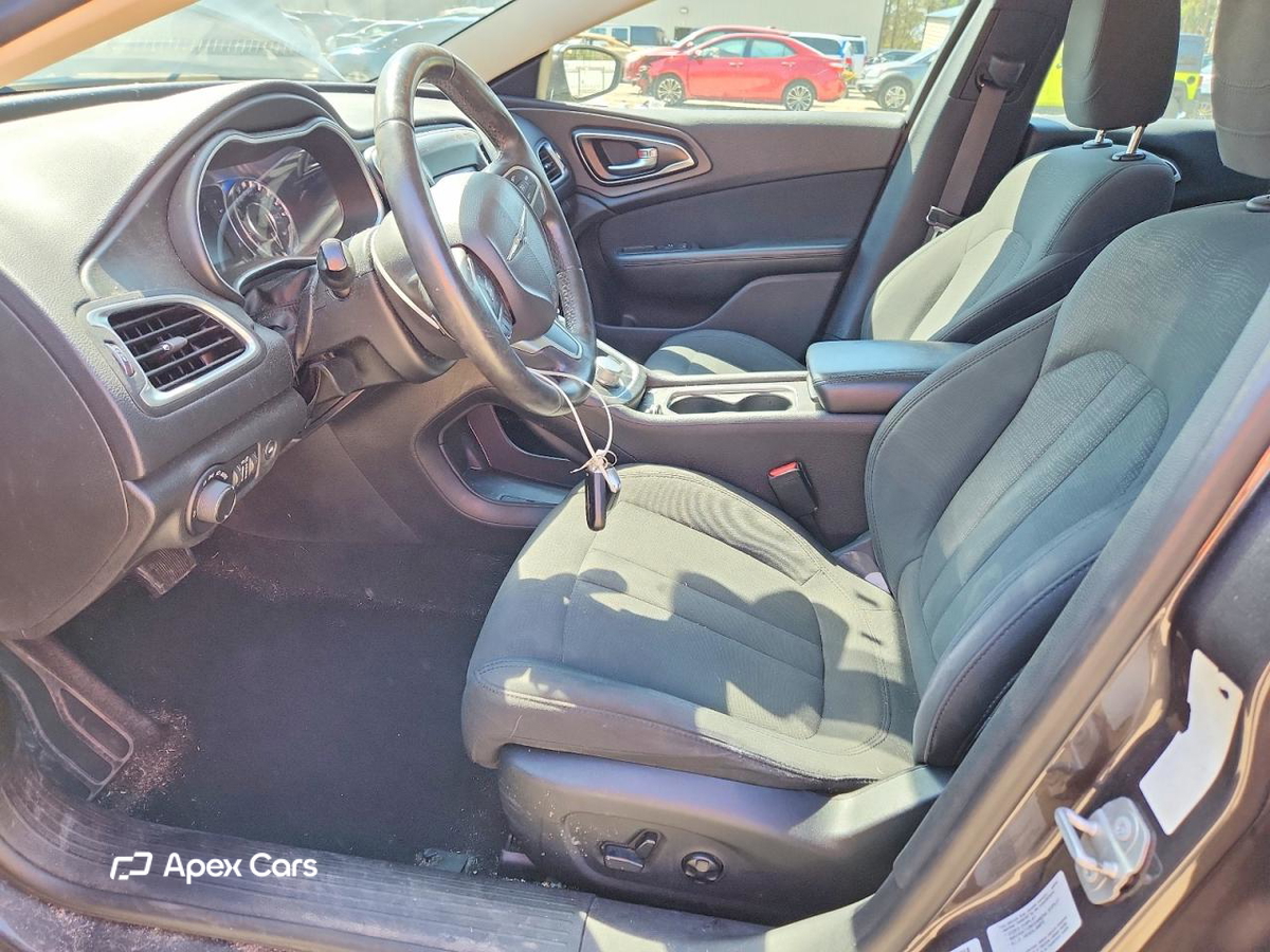 Chrysler 200 2016