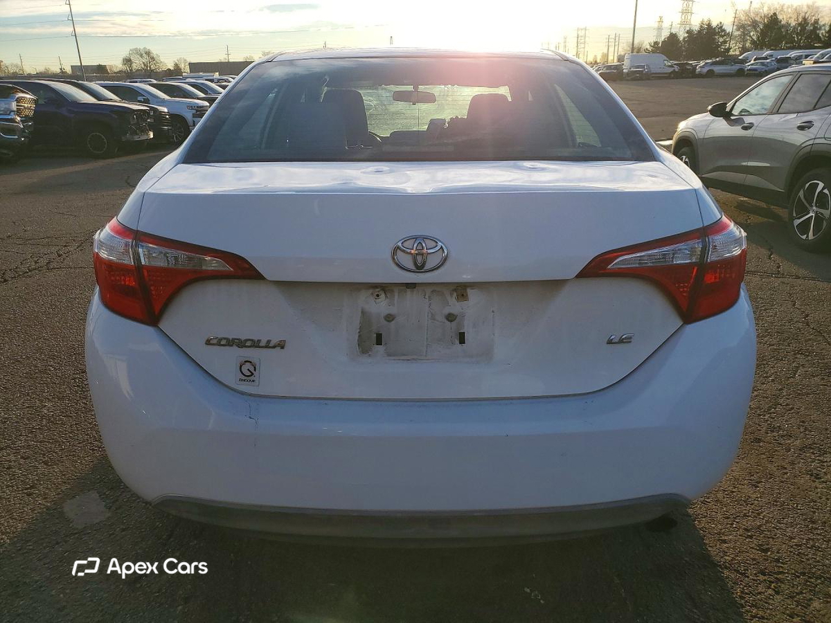 Toyota Corolla 2015