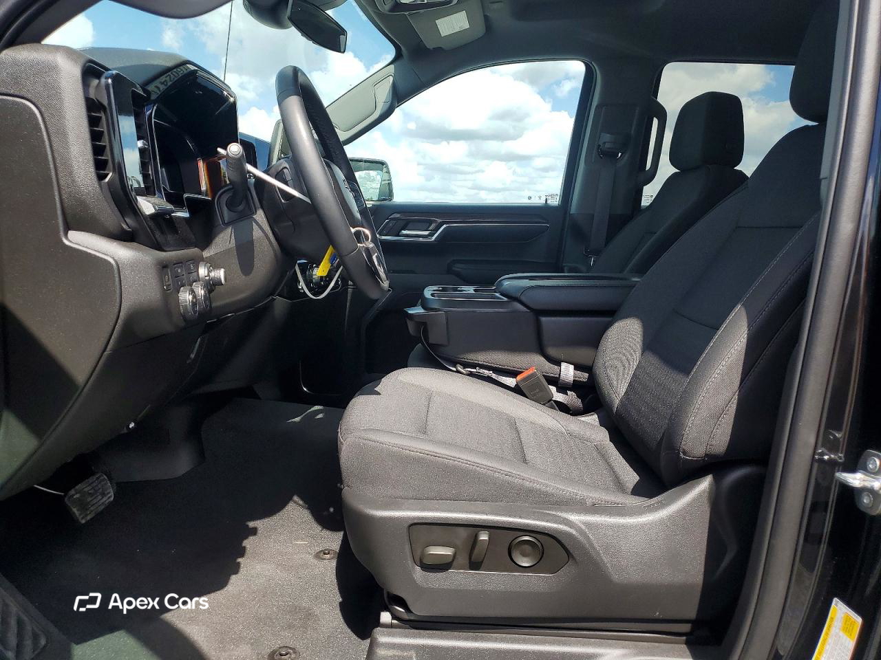 Chevrolet Silverado 2023
