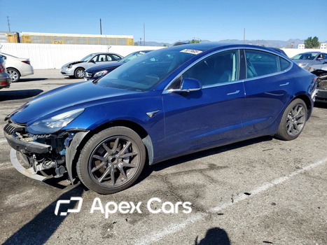 Tesla Model 3 2019 - Image 1 of 13