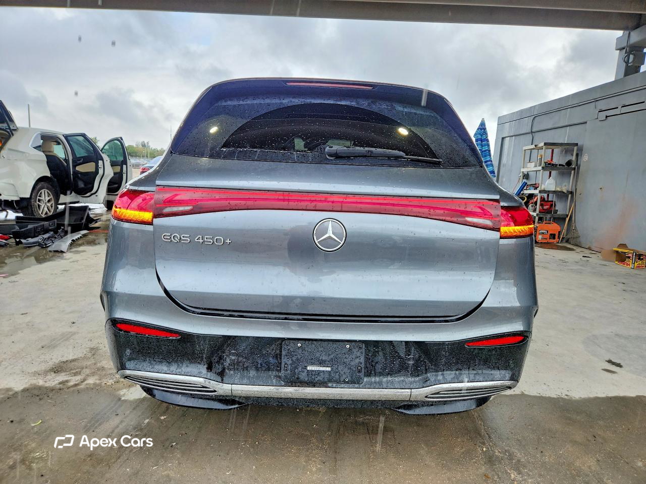 Mercedes-Benz  2024