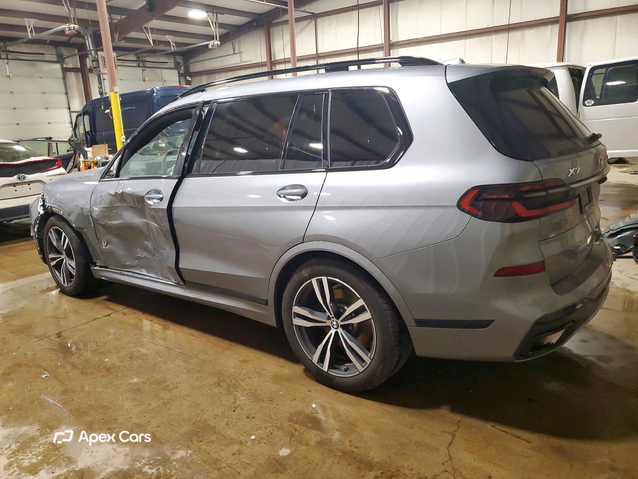 BMW X7 2025