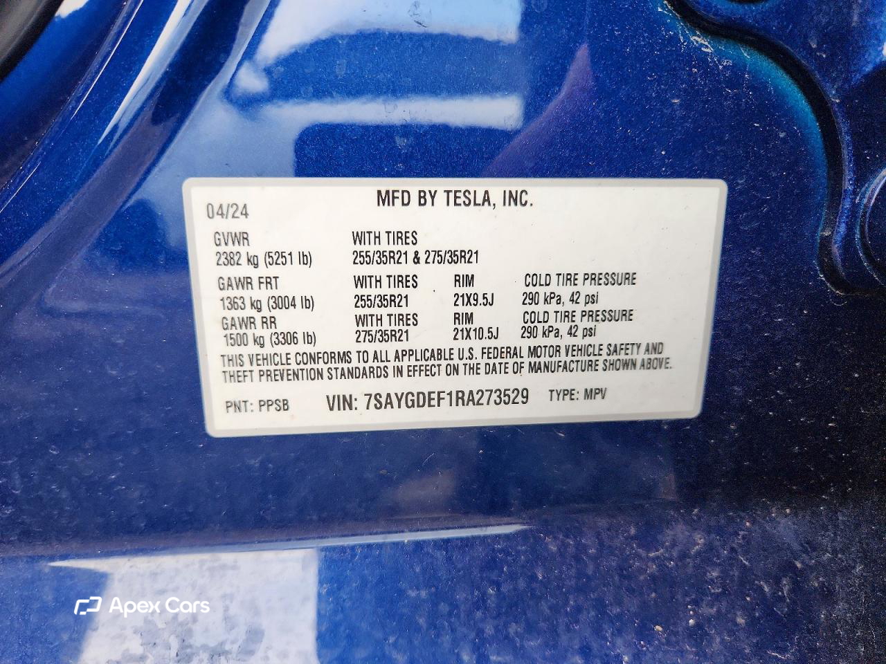 Tesla Model Y 2024