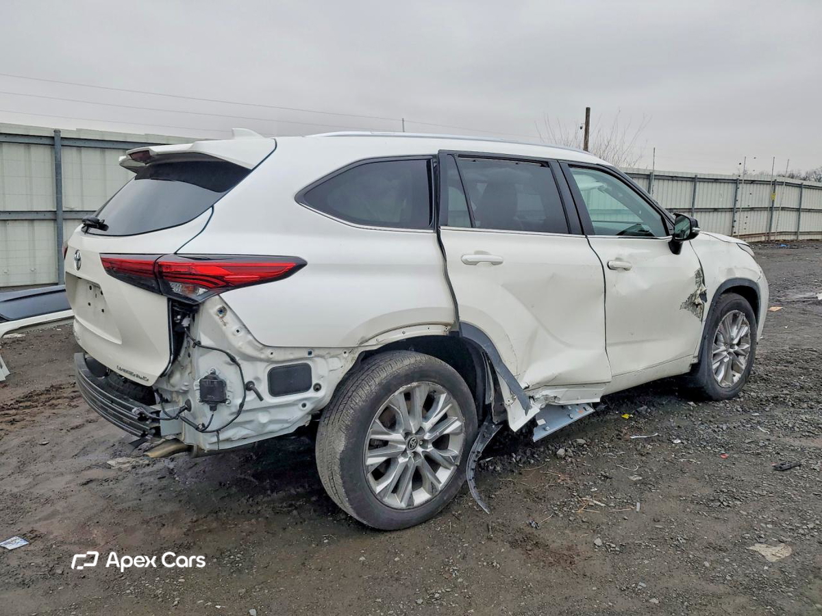 Toyota Highlander 2021