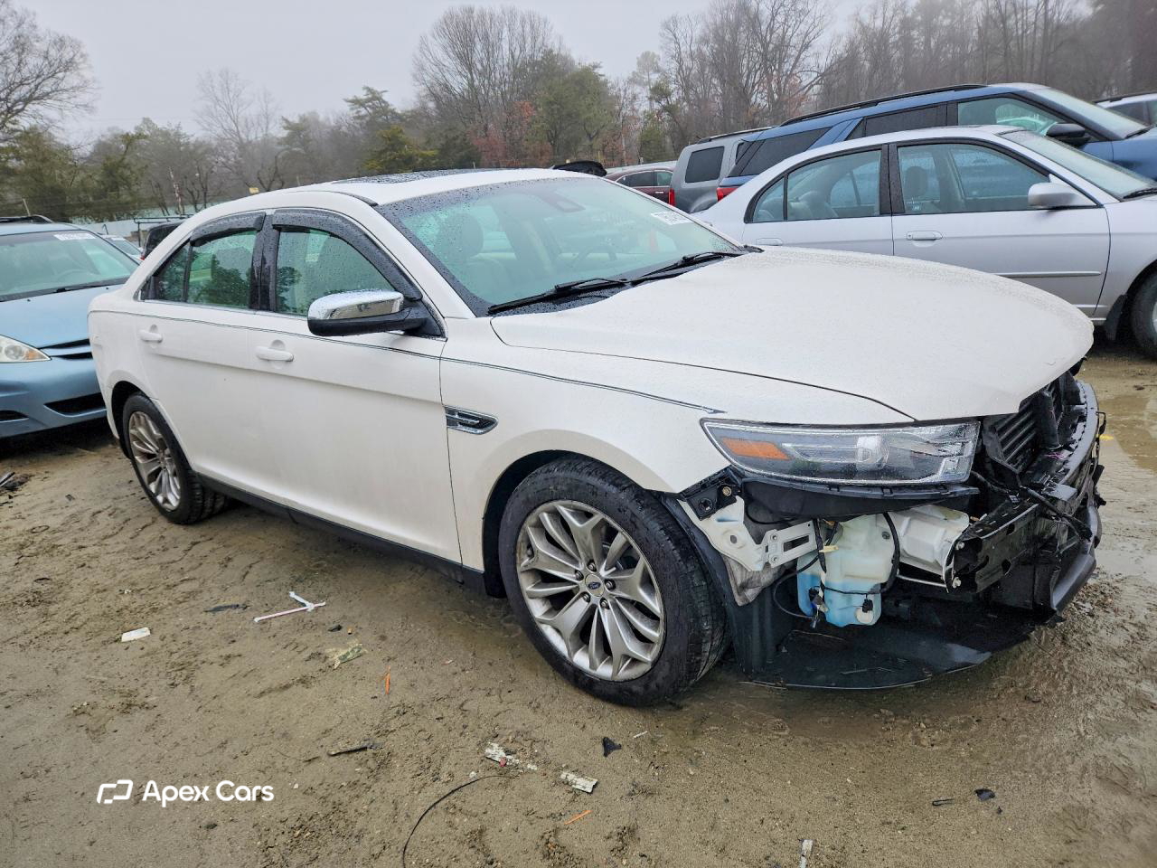 Ford Taurus 2019