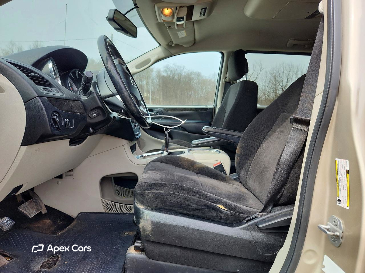 Dodge Caravan 2013