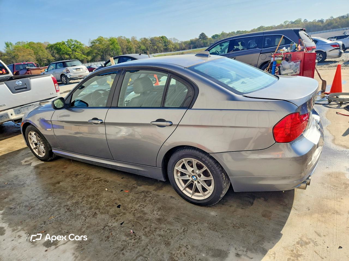 BMW Series 3 2010