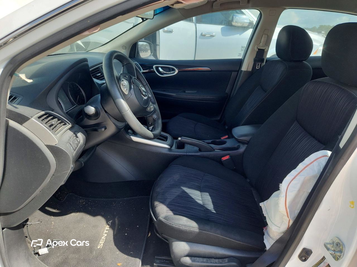 Nissan Sentra 2019