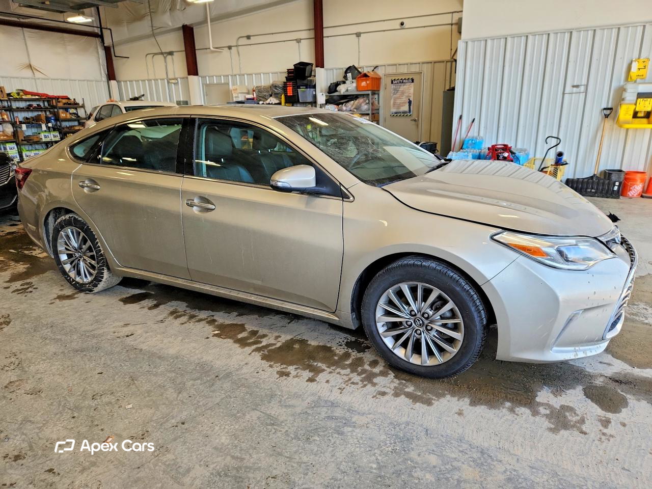 Toyota Avalon 2016