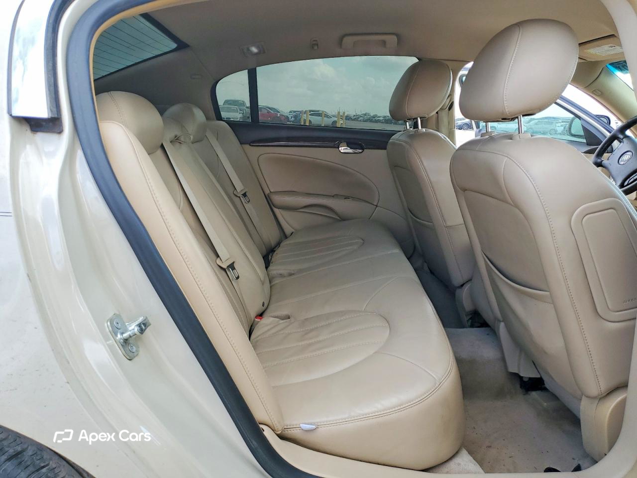 Buick Lucerne 2011