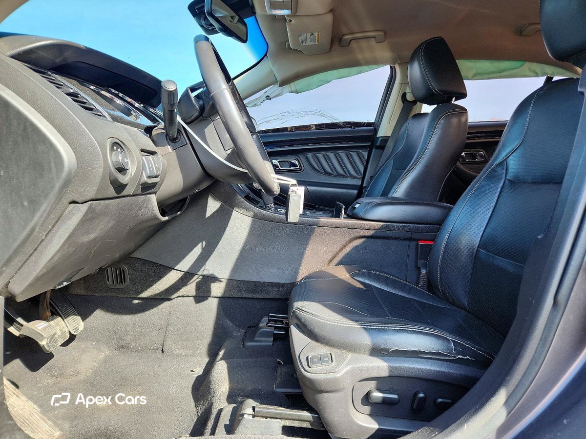 Ford Taurus 2011