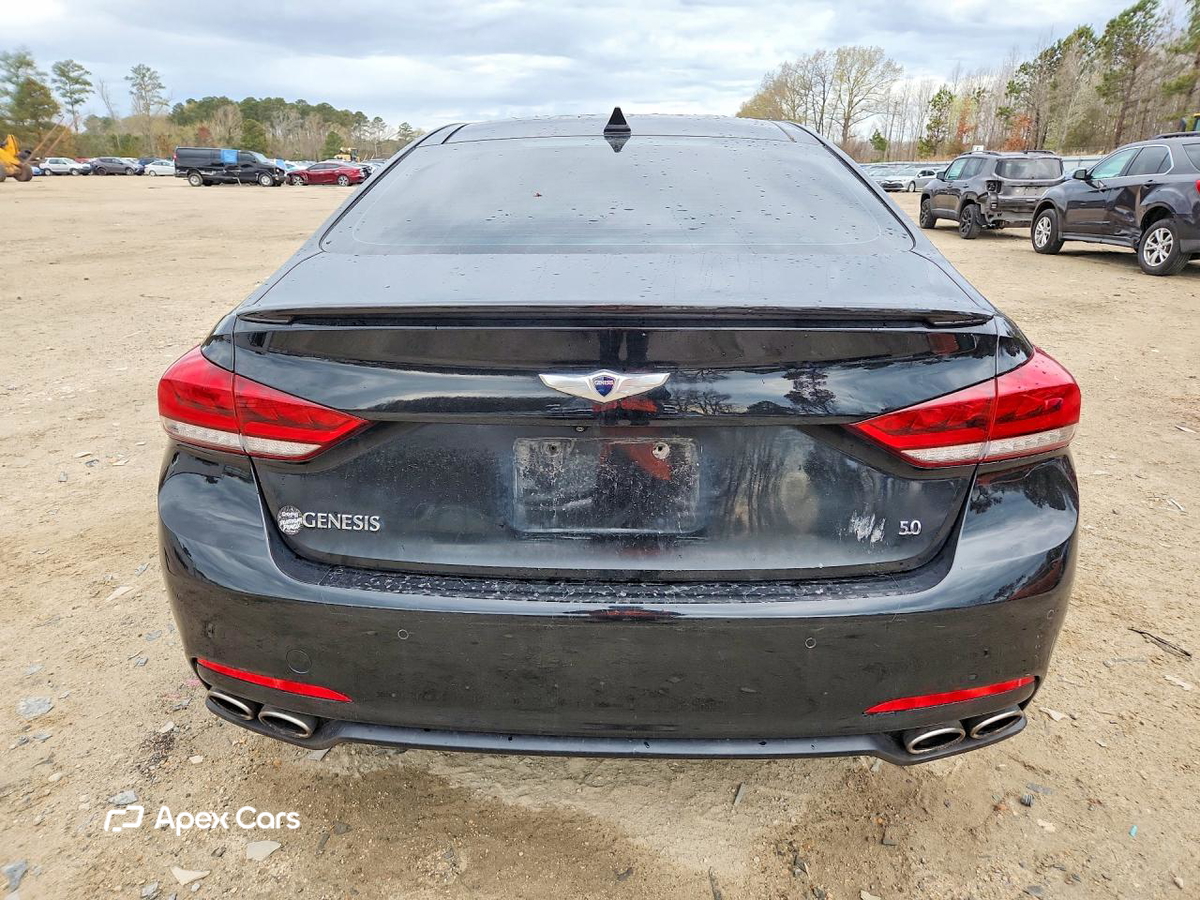 Hyundai Genesis 2015
