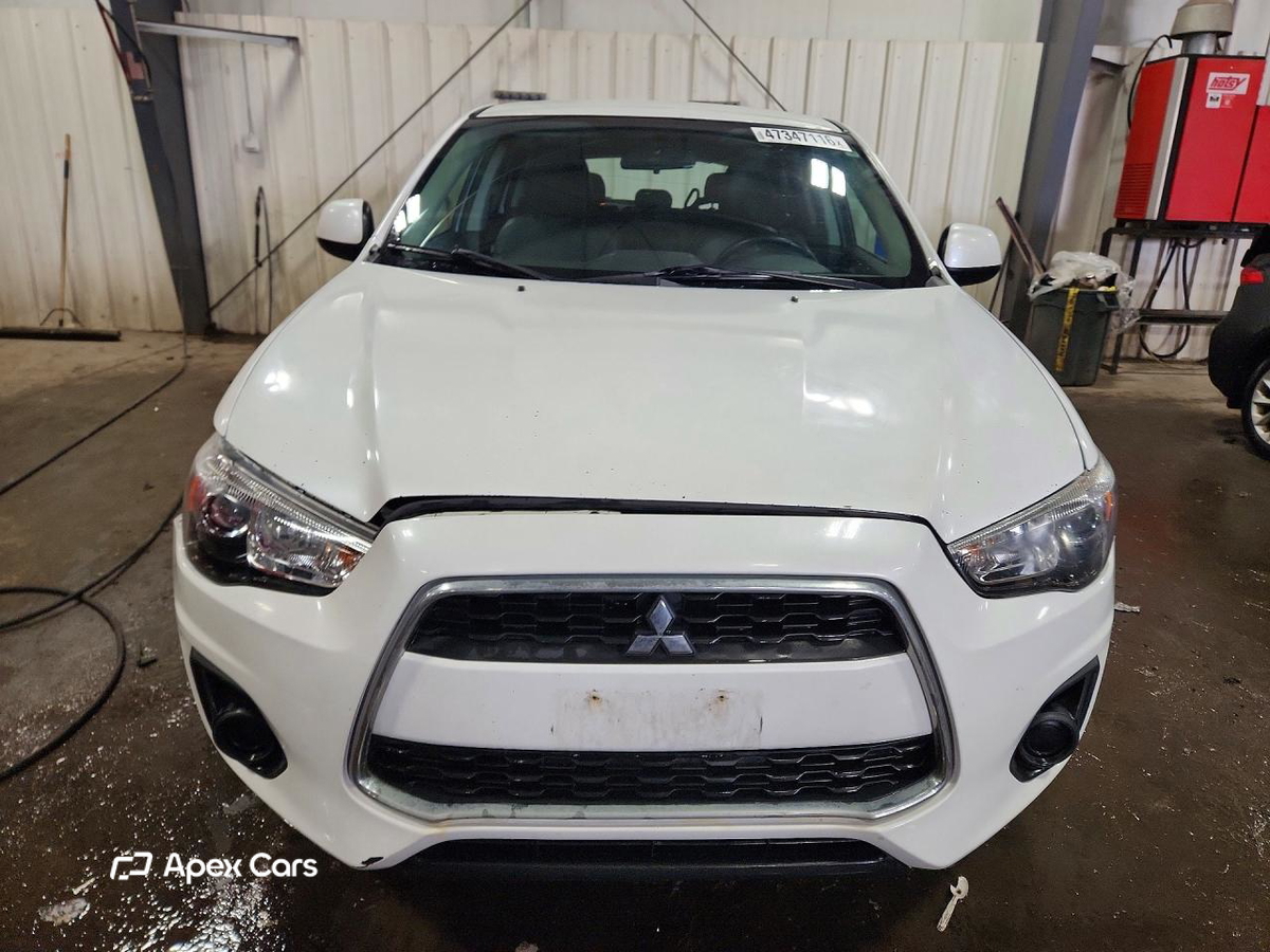 Mitsubishi Outlander 2015