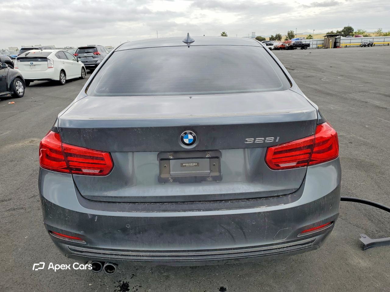 BMW Series 3 2016
