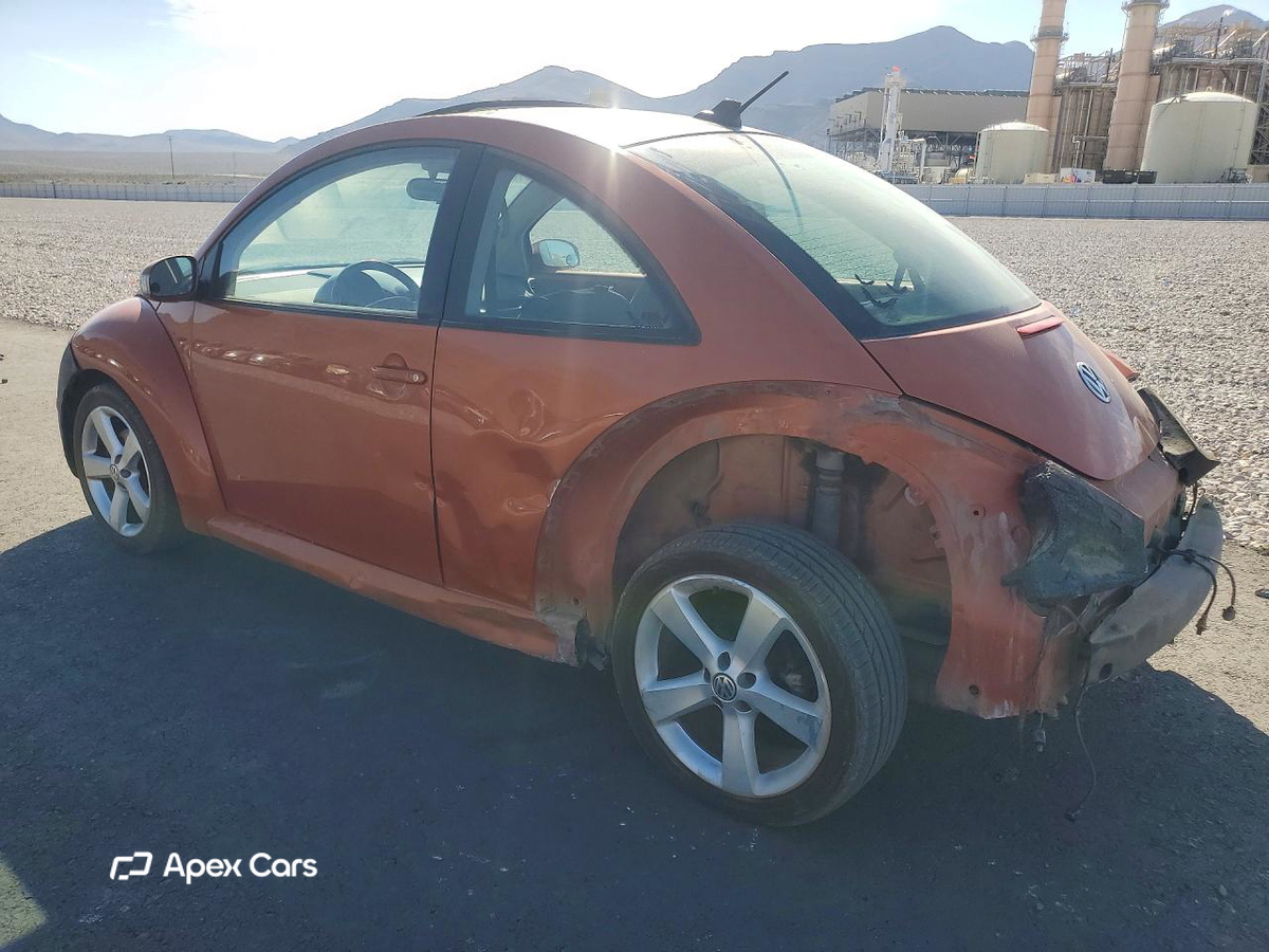 Volkswagen Beetle 2010
