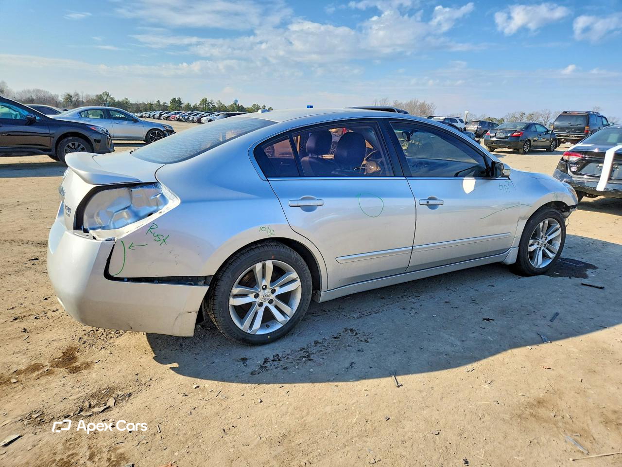 Nissan Altima 2012