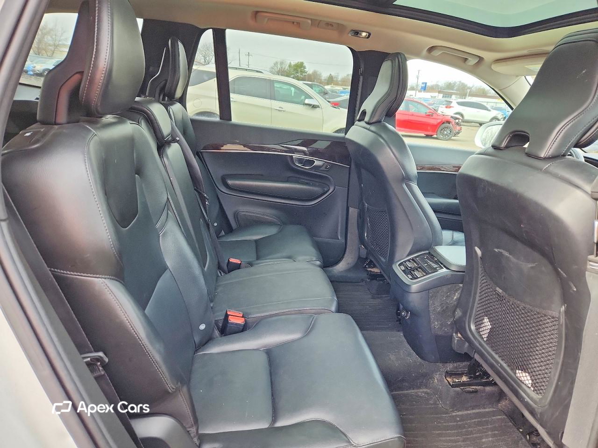 Volvo XC90 2019