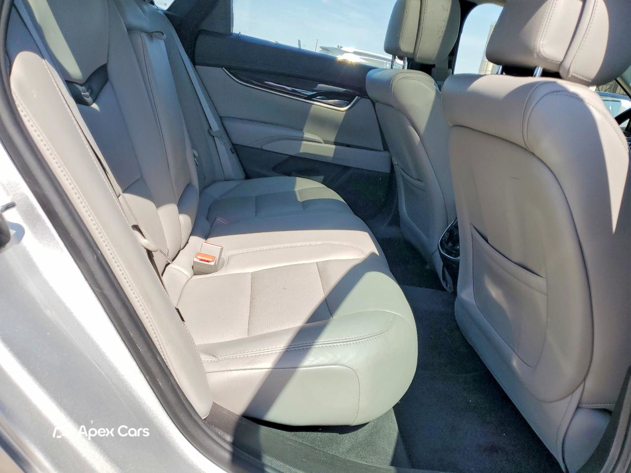Cadillac XTS 2013
