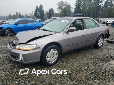 Honda Accord 2000 - Image 1 of 12