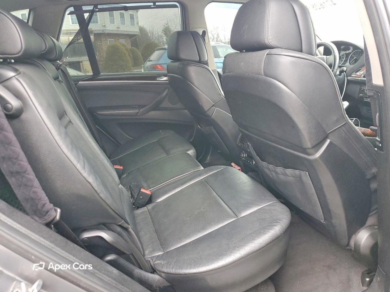 BMW X5 2011