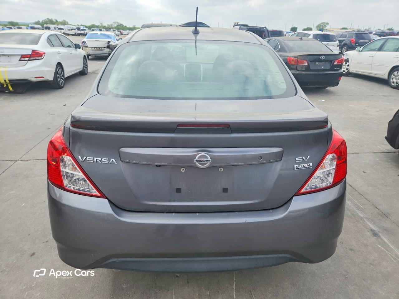 Nissan Versa 2018