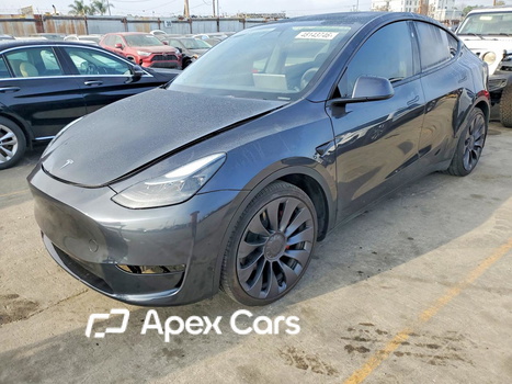 Tesla Model Y 2024 - Zdjęcie 1 z 13