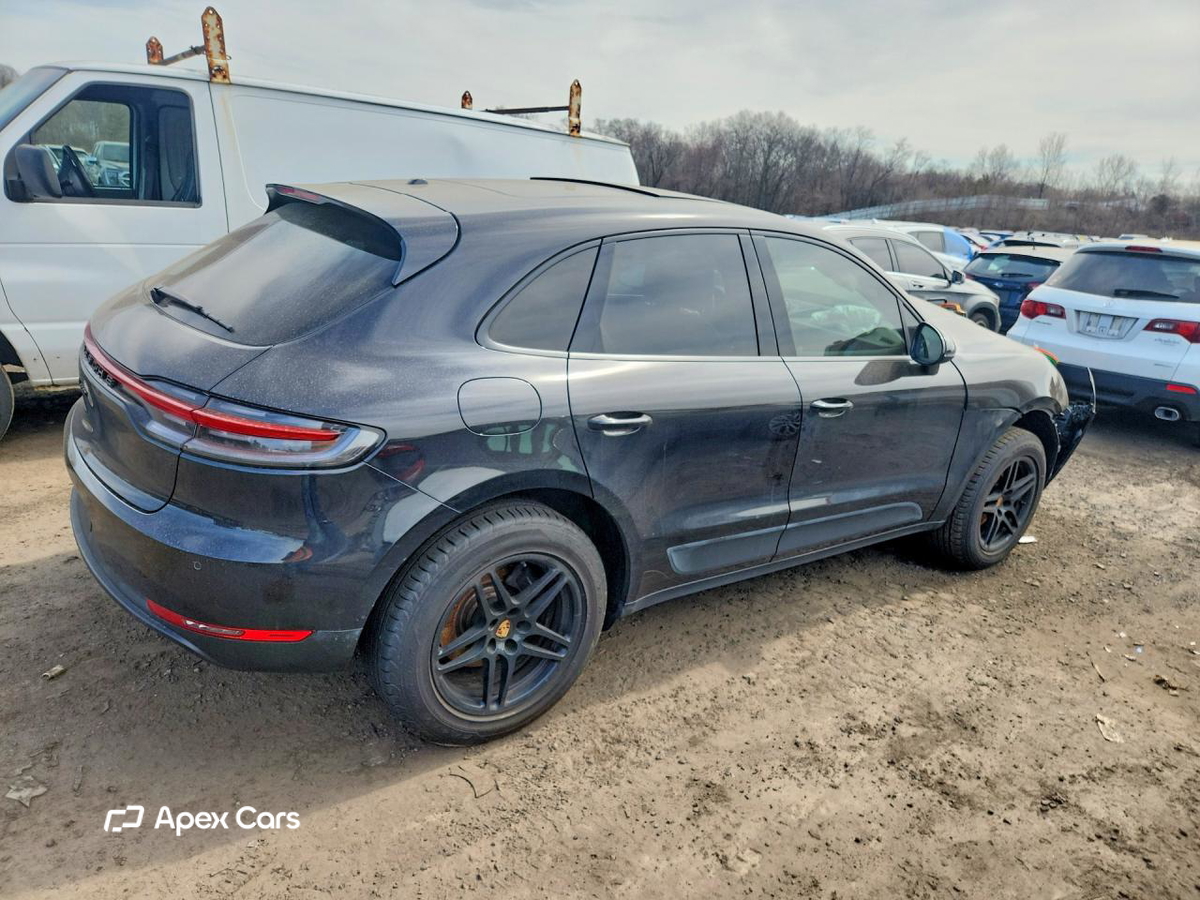 Porsche Macan 2021
