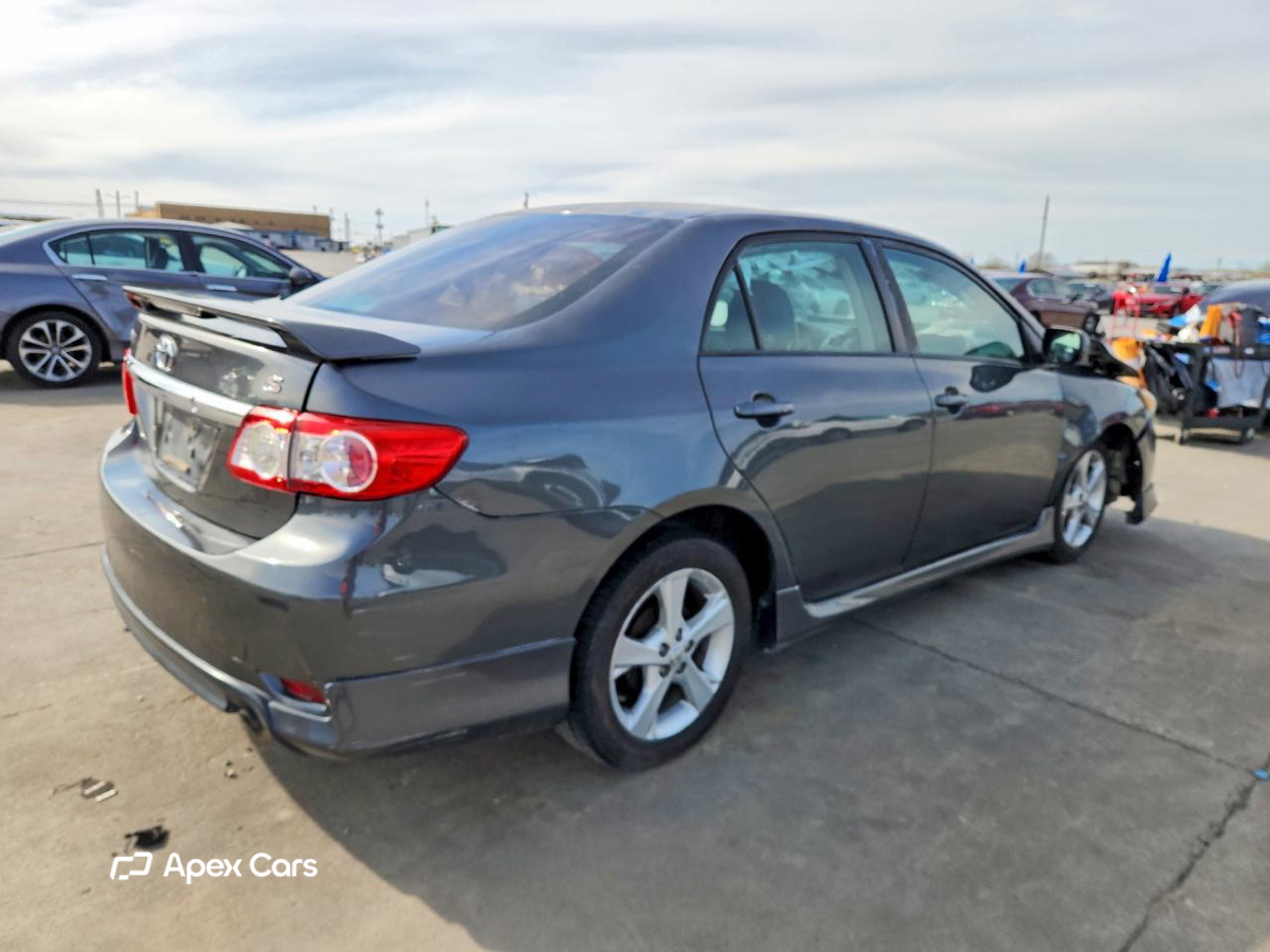 Toyota Corolla 2012
