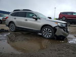 Subaru Outback 2015