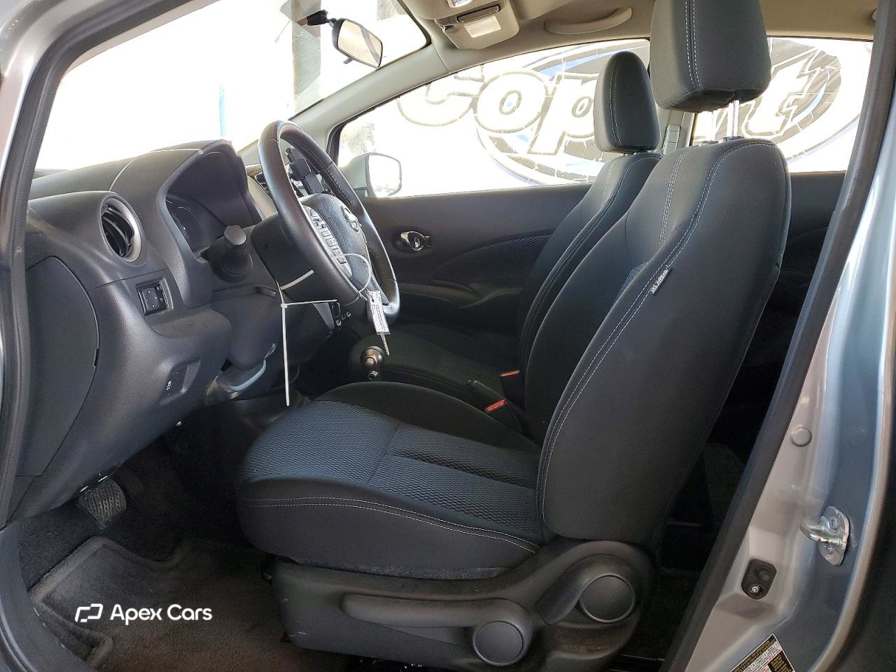 Nissan Versa 2015