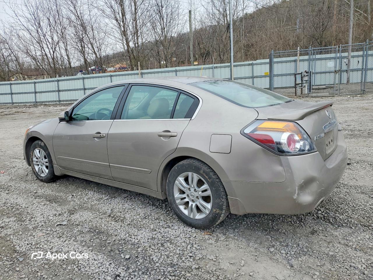 Nissan Altima 2012
