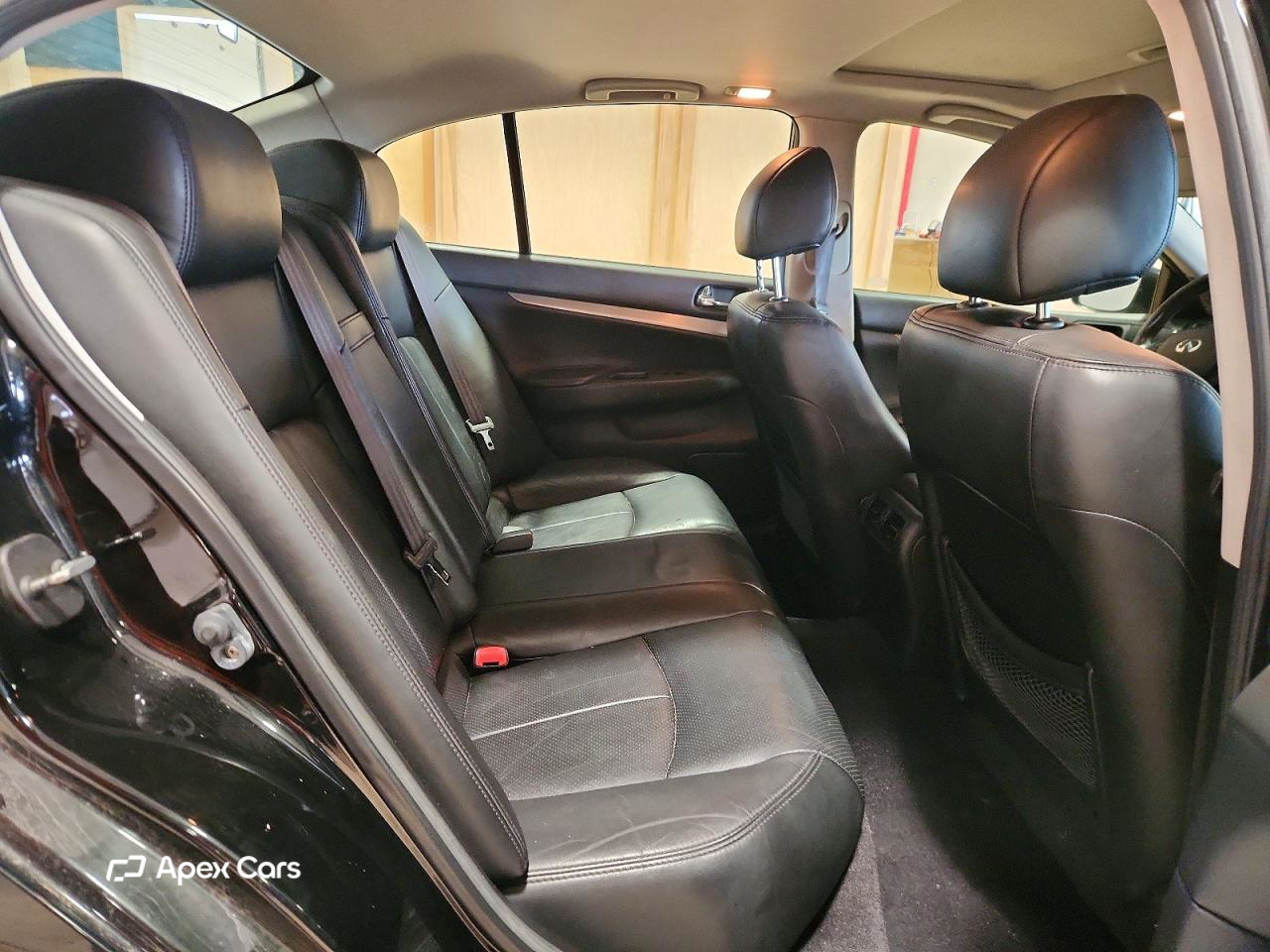 Infiniti G 2013