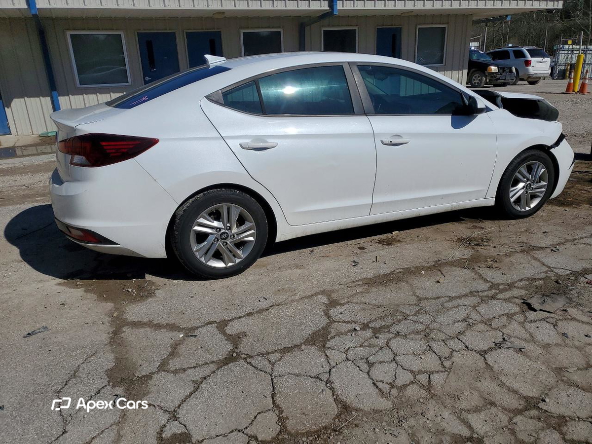 Hyundai Elantra 2020