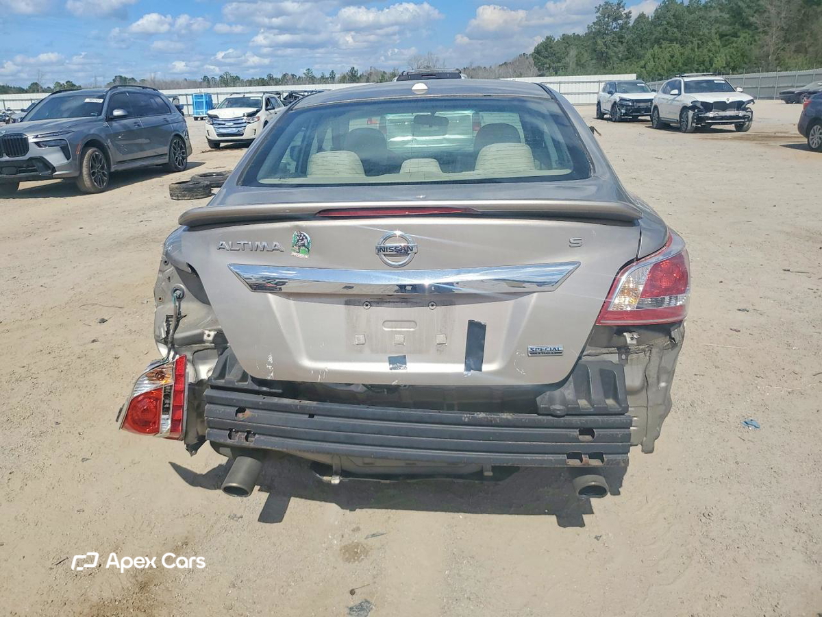 Nissan Altima 2015