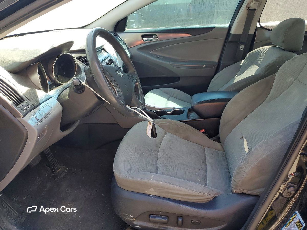 Hyundai Sonata 2011