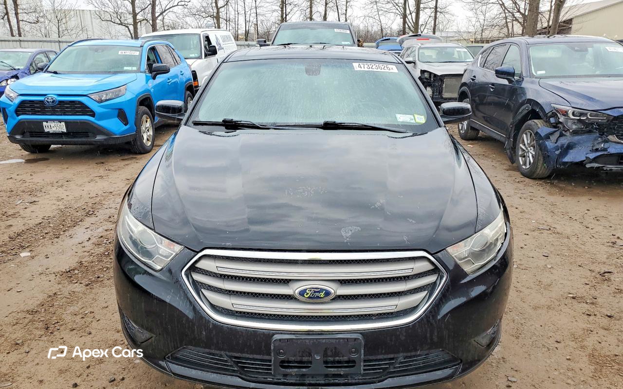 Ford Taurus 2014