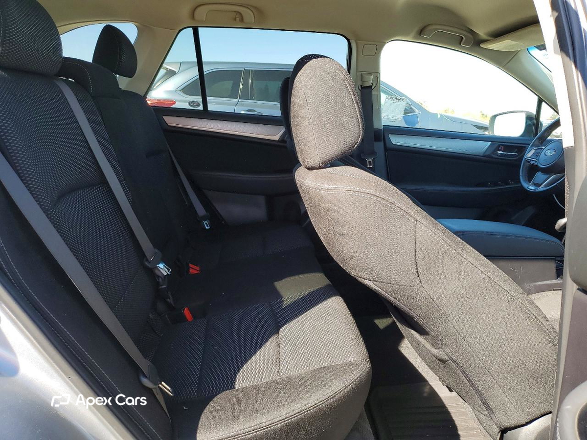 Subaru Outback 2018