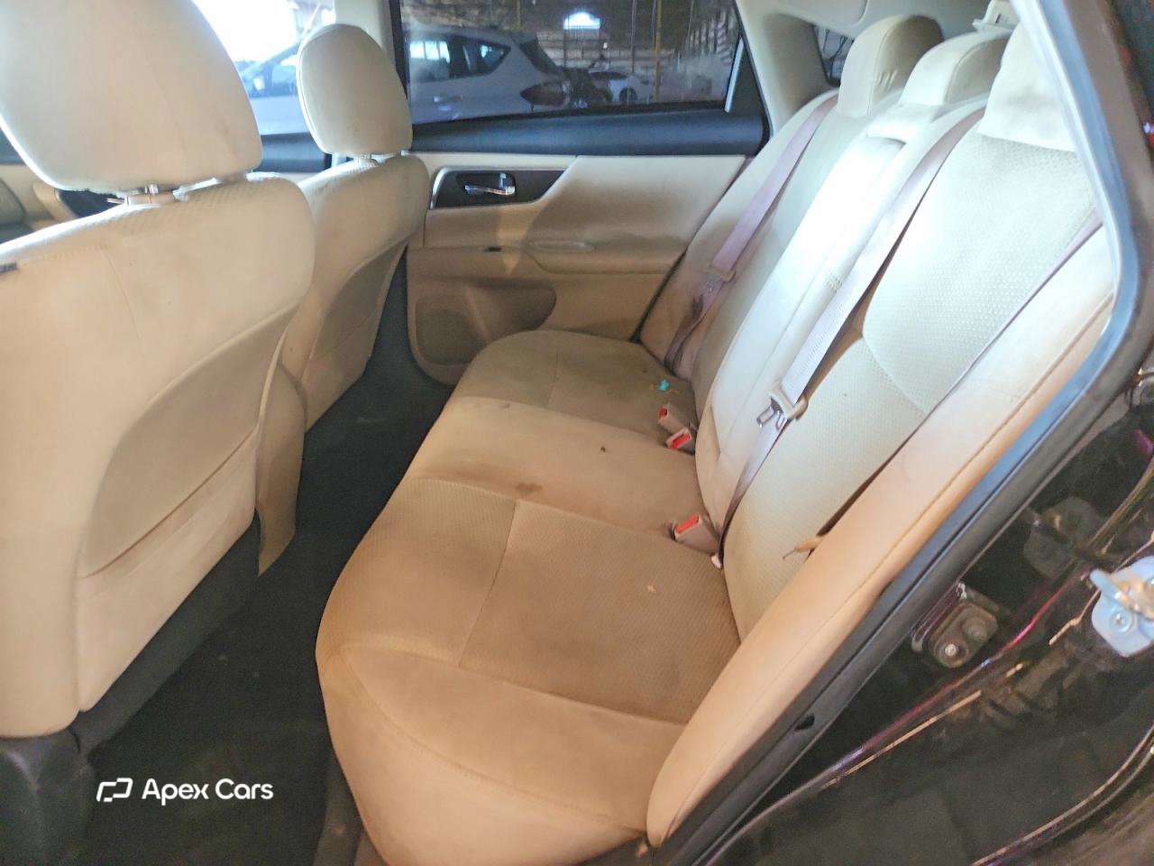 Nissan Altima 2015