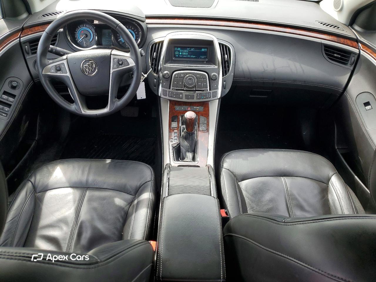 Buick LaCrosse 2011