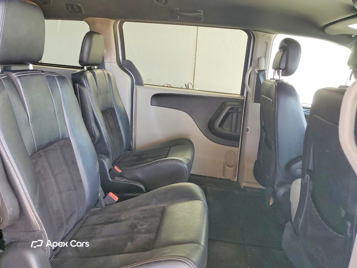 Dodge Caravan 2017